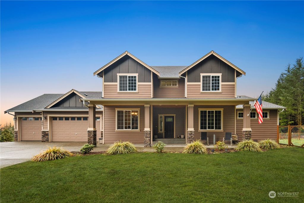 Photo of 3901 203rd Avenue NE, Snohomish, WA 98290 (MLS # 2041686)