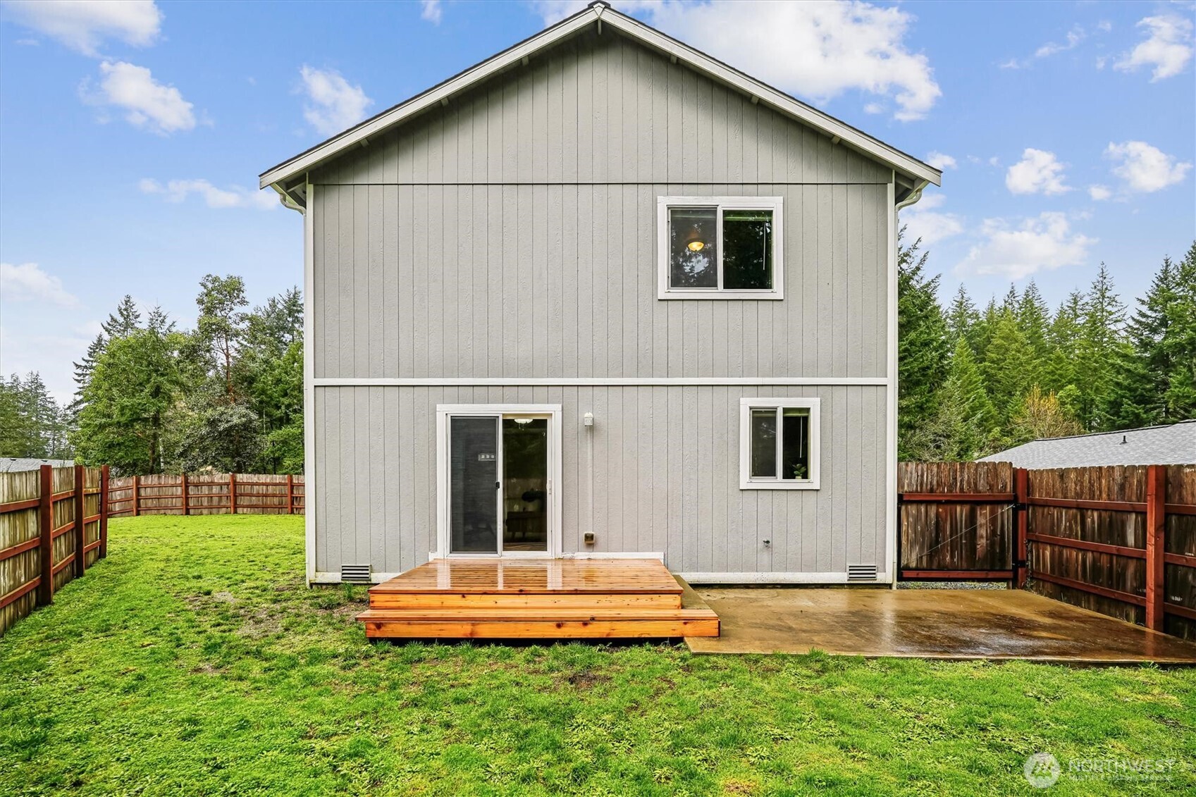 741 NE Larson Boulevard