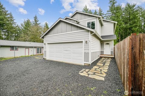 741 NE Larson Boulevard Belfair WA 98528