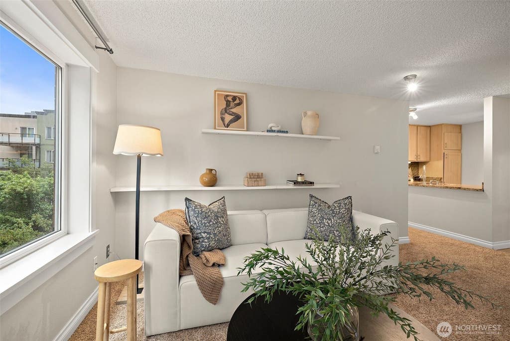 Photo of 1300 University Street #4C, Seattle, WA 98101 (MLS # 2549601)