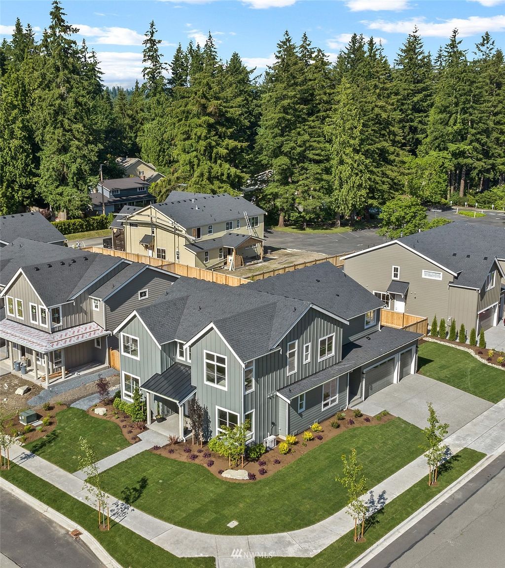 Photo of 18506 89th Avenue NE, Bothell, WA 98011 (MLS # 1934130)