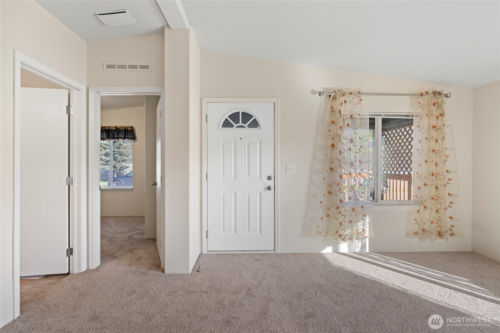 225 NE Ernst Street 73