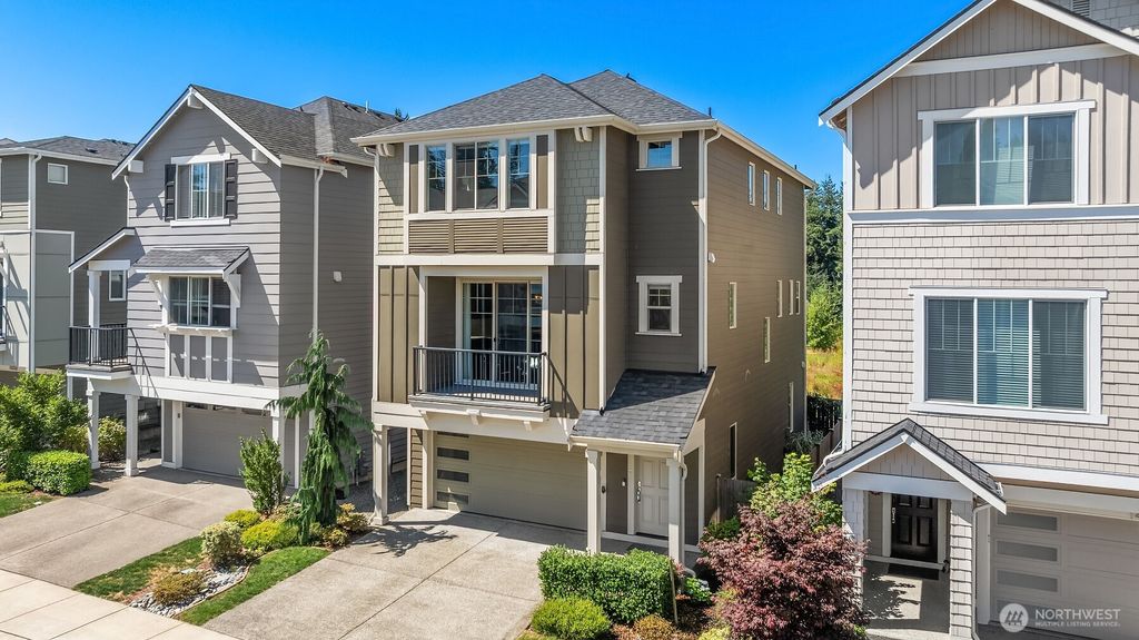 Photo of 14012 12th Place W, Lynnwood, WA 98087 (MLS # 2426977)