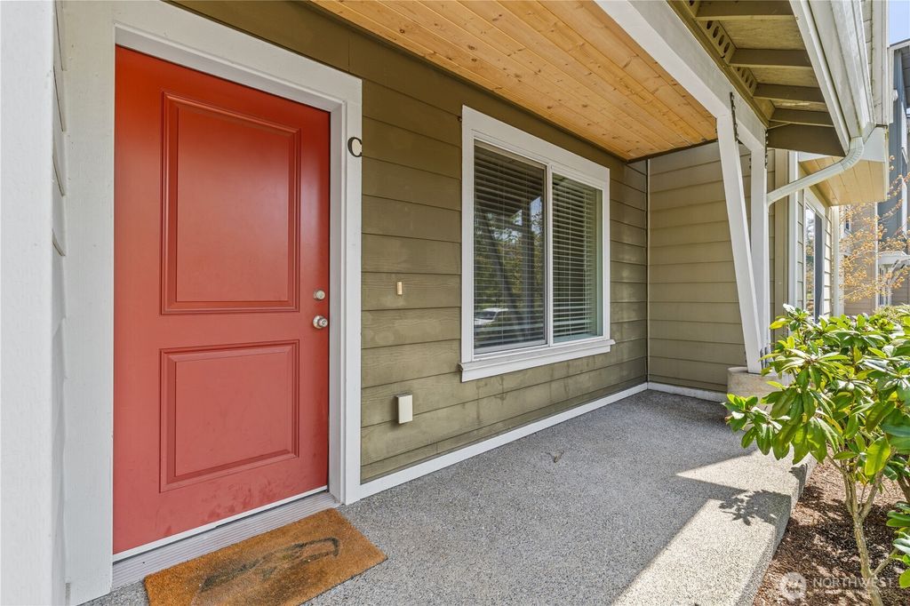 Photo of 17410 118th Avenue Ct E #C, Puyallup, WA 98374 (MLS # 2511840)