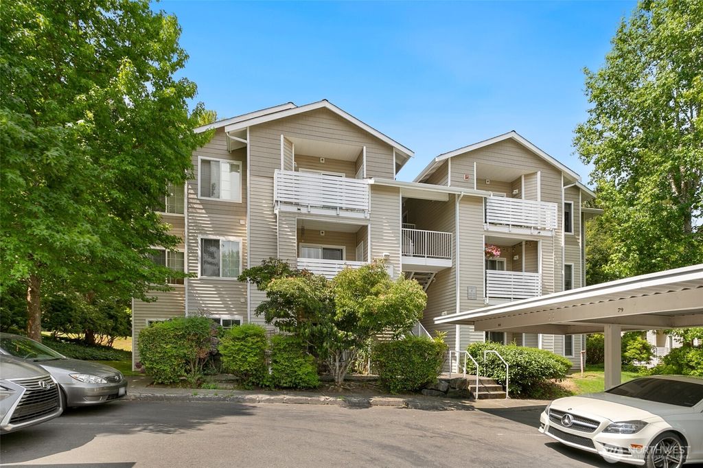 Photo of 801 Rainier Avenue N #F331, Renton, WA 98057 (MLS # 2416074)