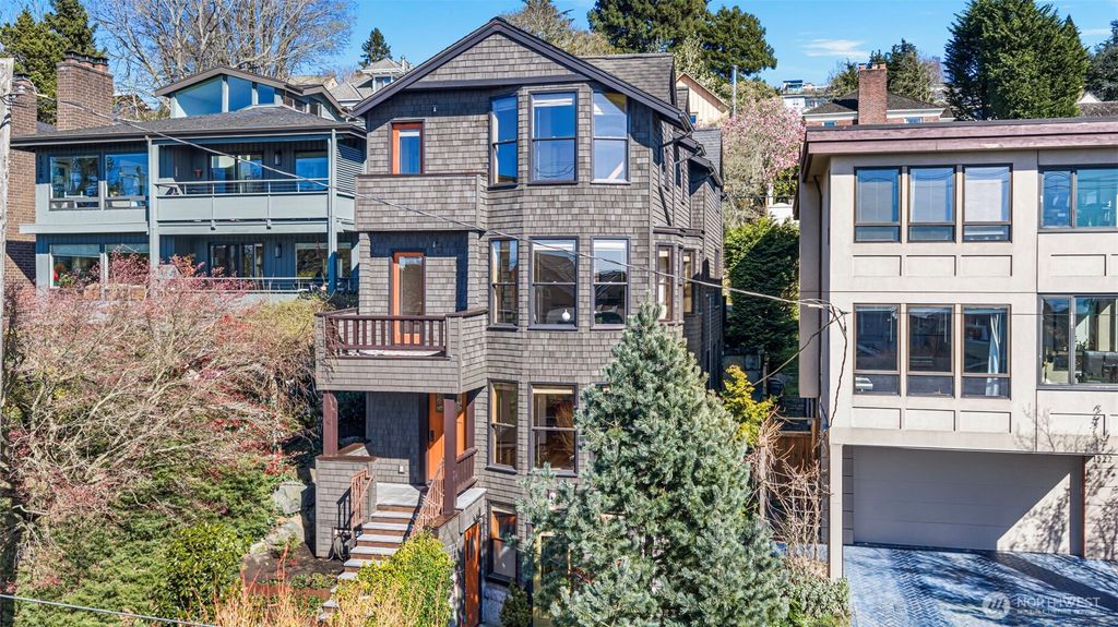 Photo of 1524 10th Avenue W, Seattle, WA 98119 (MLS # 2496147)