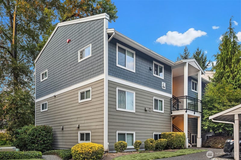 10838 E Riverside Drive C102