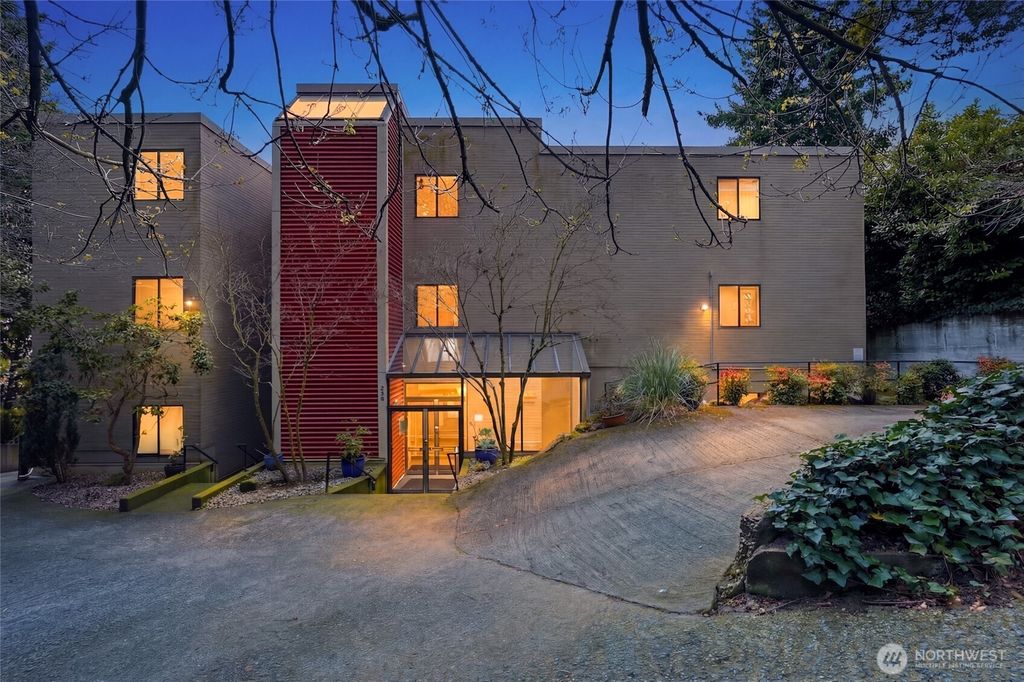 Photo of 620 W Mercer Place #2B, Seattle, WA 98119 (MLS # 2472737)