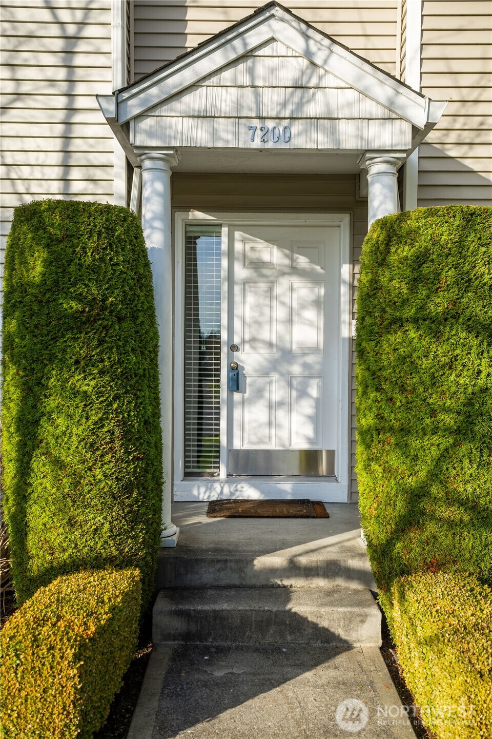 7200 34th Avenue NE