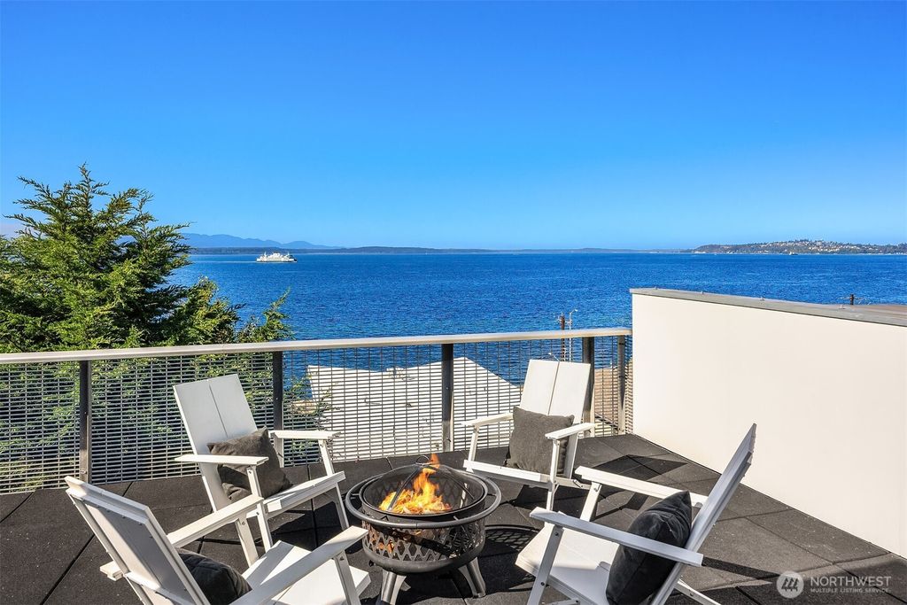 Photo of 2119 Bonair Drive SW, Seattle, WA 98116 (MLS # 2438404)
