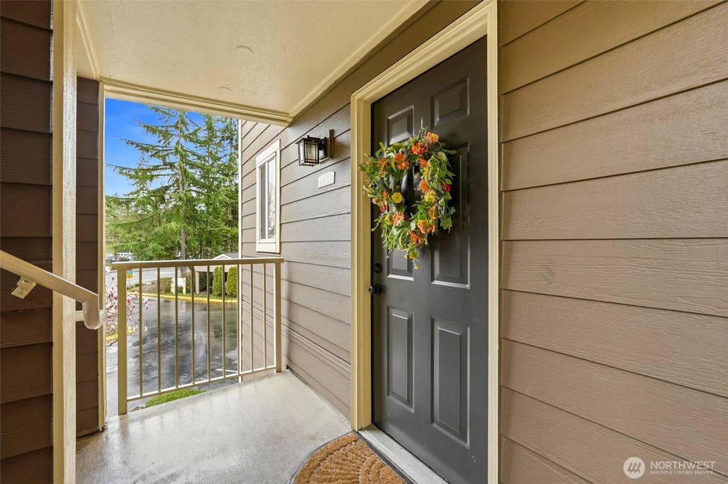 Photo of 15846 NE Leary Way #6-201, Redmond, WA 98052 (MLS # 2488782)