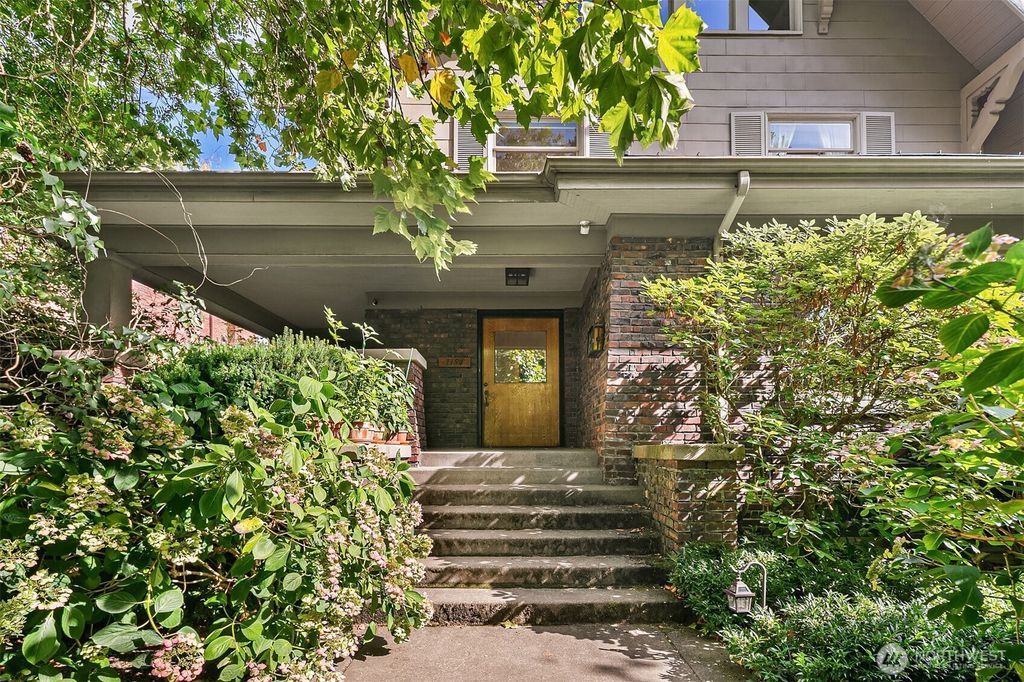 Photo of 1154 21st Avenue E, Seattle, WA 98112 (MLS # 2441226)