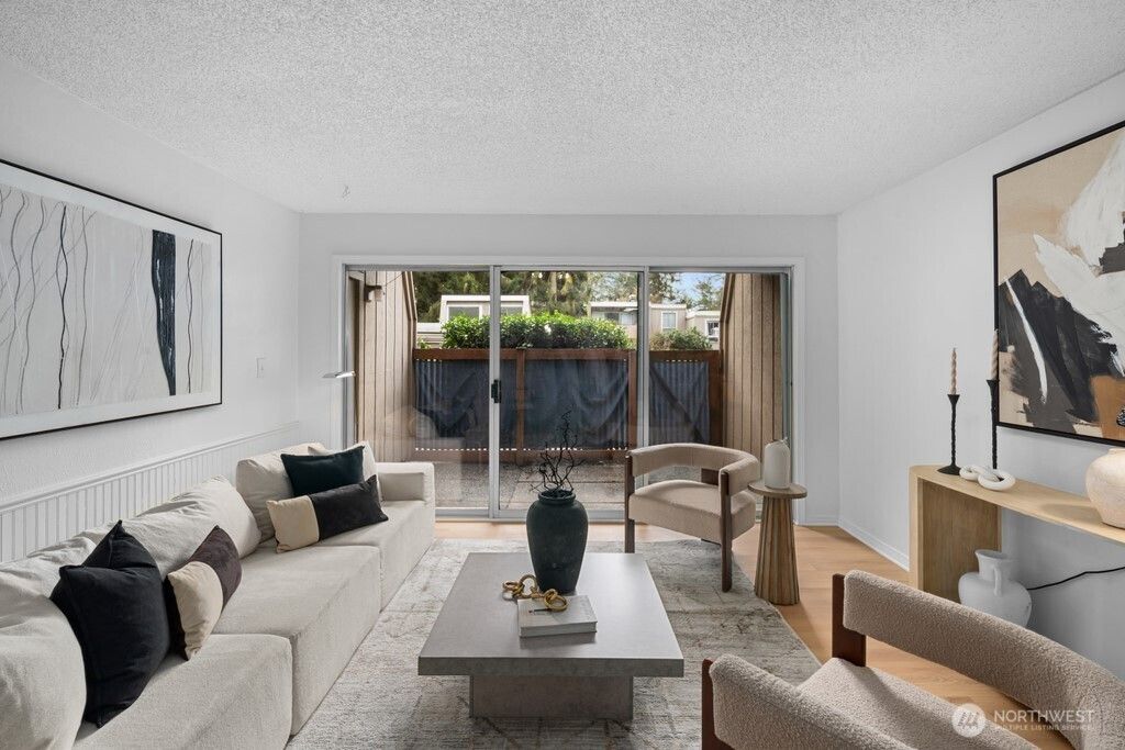 Photo of 4811 180th Street SW Street SW #D101, Lynnwood, WA 98037 (MLS # 2475531)