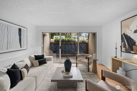 Photo of 4811 180th Street SW Street SW #D101, Lynnwood, WA 98037 (MLS # 2475531)