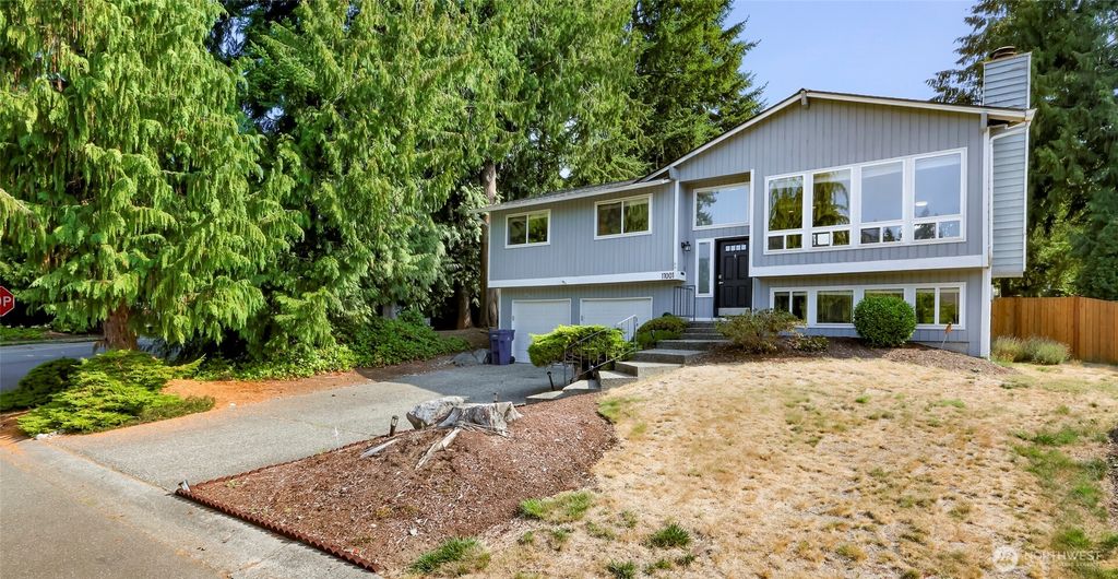 Photo of 11001 31st Avenue SE, Everett, WA 98208 (MLS # 2432191)