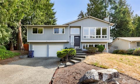 Photo of 11001 31st Avenue SE, Everett, WA 98208 (MLS # 2432191)