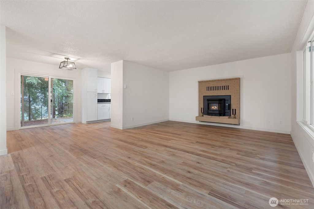 Photo of 400 Ogden Road, Castle Rock, WA 98611 (MLS # 2457902)