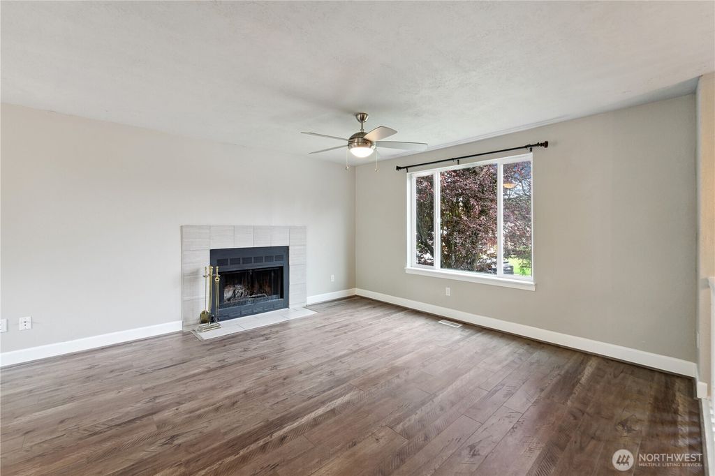 Photo of 1816 225th Street SE, Bothell, WA 98021 (MLS # 2502418)