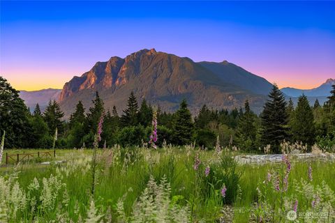 13945 409th Avenue SE North Bend WA 98045