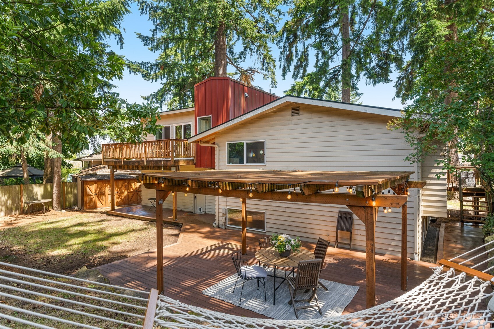 Bellevue, Washington 98008, United States, 6 Bedrooms Bedrooms, ,3 BathroomsBathrooms,Residential,Active,149796