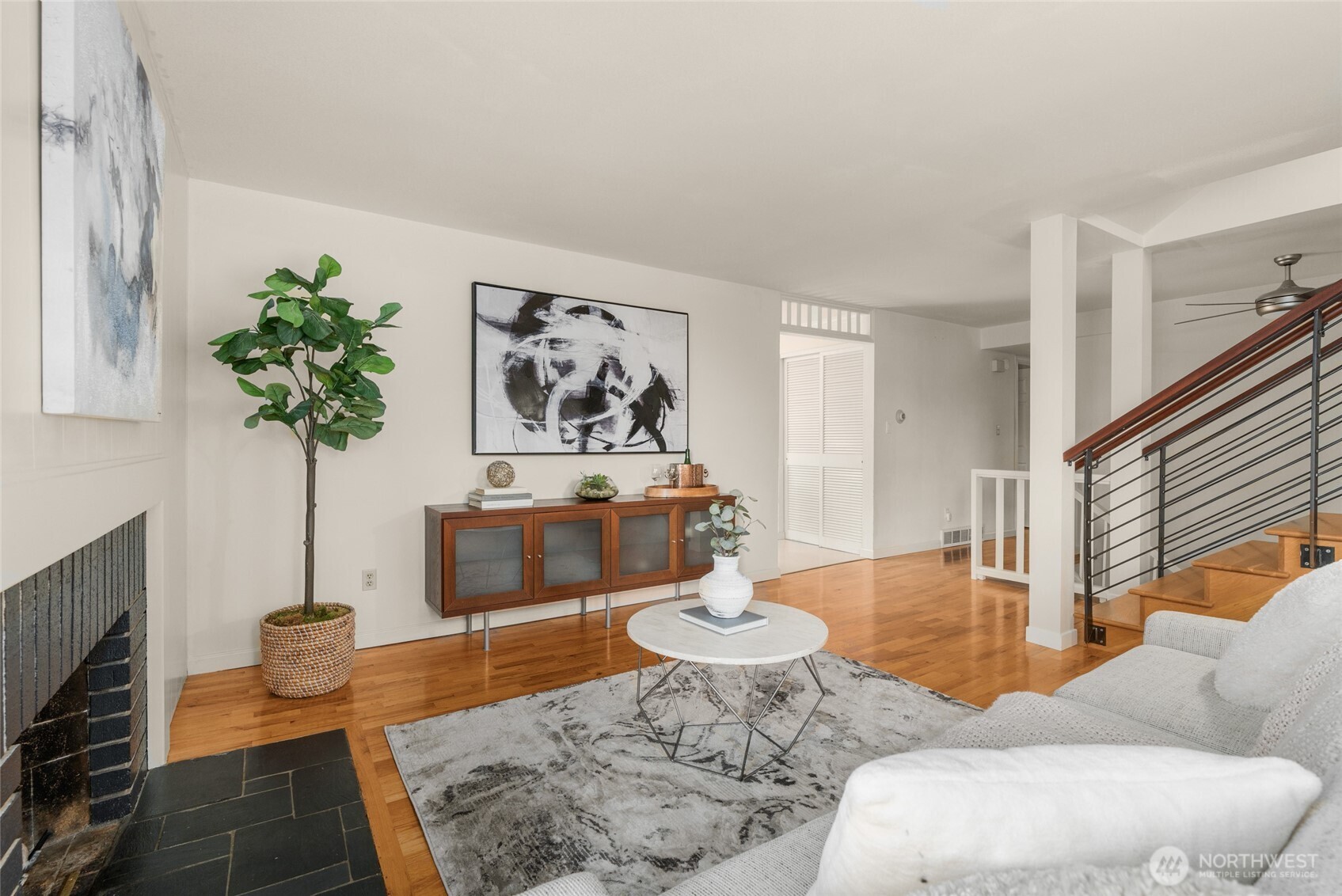 Bellevue, Washington 98008, United States, 6 Bedrooms Bedrooms, ,3 BathroomsBathrooms,Residential,Active,149796