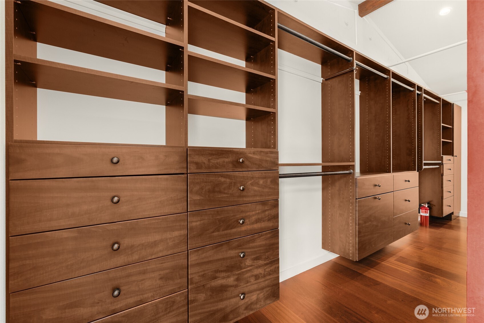 Bellevue, Washington 98008, United States, 6 Bedrooms Bedrooms, ,3 BathroomsBathrooms,Residential,Active,149796