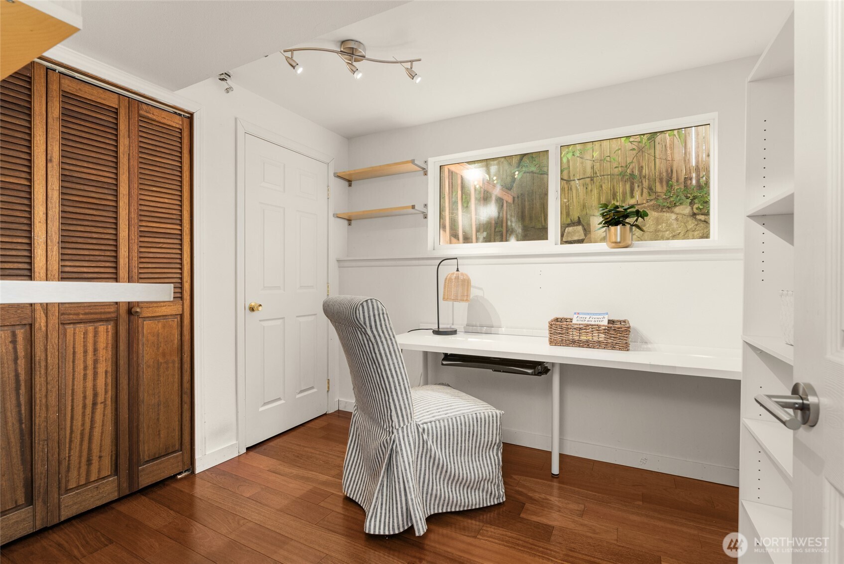 Bellevue, Washington 98008, United States, 6 Bedrooms Bedrooms, ,3 BathroomsBathrooms,Residential,Active,149796