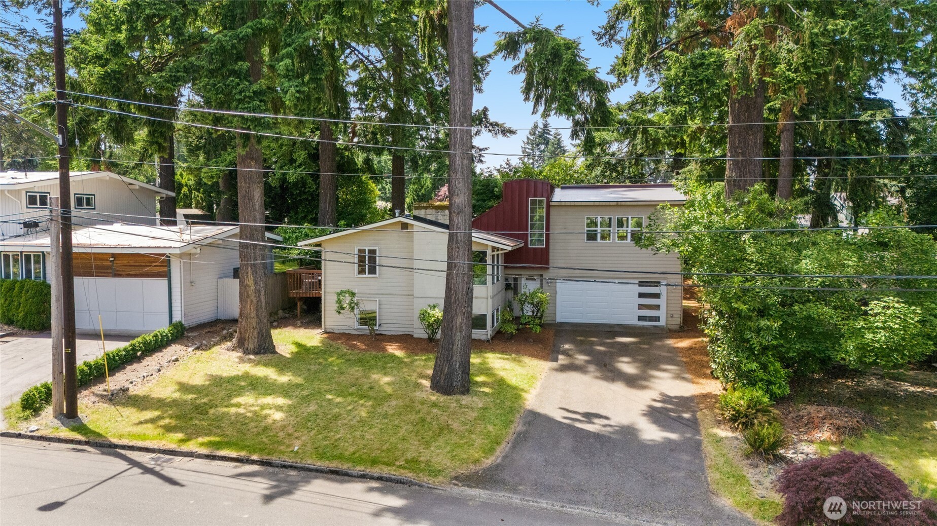 Bellevue, Washington 98008, United States, 6 Bedrooms Bedrooms, ,3 BathroomsBathrooms,Residential,Active,149796