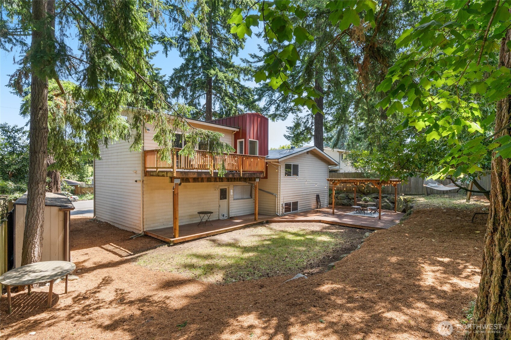 Bellevue, Washington 98008, United States, 6 Bedrooms Bedrooms, ,3 BathroomsBathrooms,Residential,Active,149796