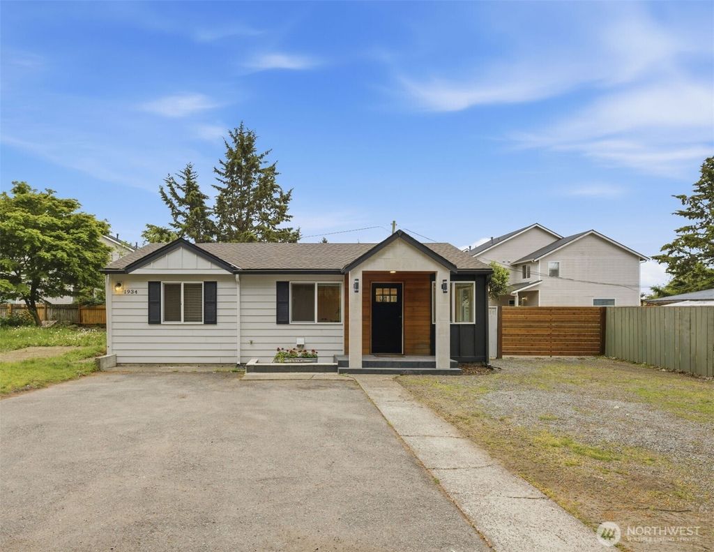 Photo of 1934 A Street SE, Auburn, WA 98002 (MLS # 2521426)