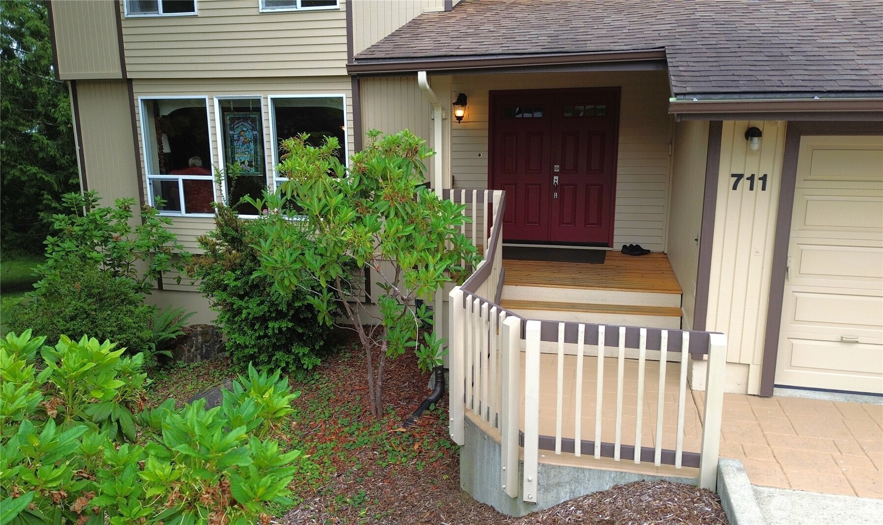 711 Purkey Avenue