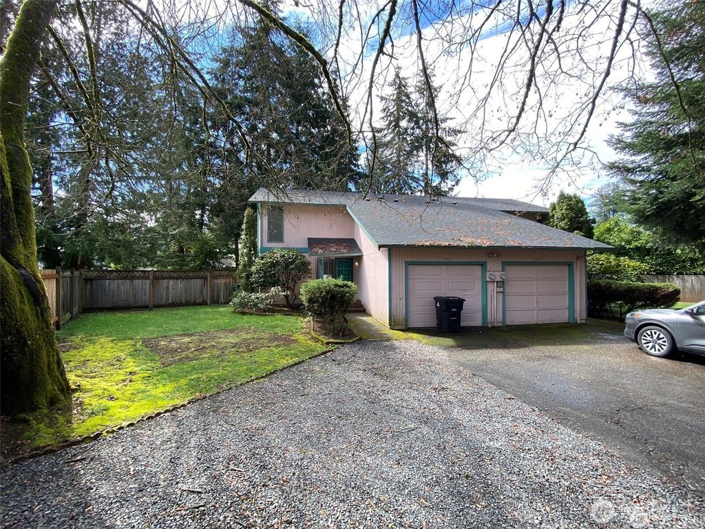 Photo of 1405 NE 153rd Street, Shoreline, WA 98155 (MLS # 2355465)