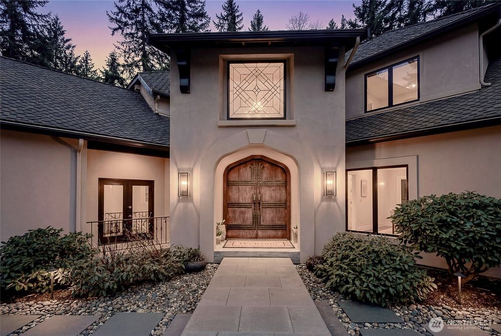 Photo of 13023 167th Avenue NE, Redmond, WA 98052 (MLS # 2520428)