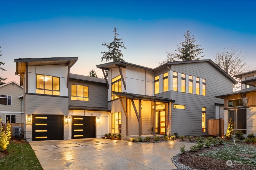 Photo of 12517 NE 90th Lane, Kirkland, WA 98033 (MLS # 2325192)