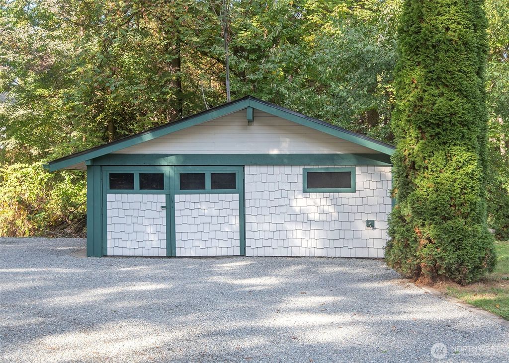 Photo of 1625 Cypress Way, Lynnwood, WA 98036 (MLS # 2437647)