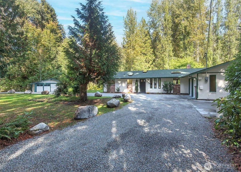 Photo of 1625 Cypress Way, Lynnwood, WA 98036 (MLS # 2437647)