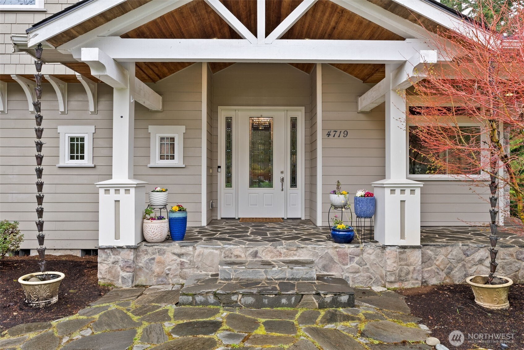4719 Sunset Point Lane NW
