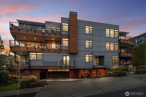 Photo of 302 5th Avenue #202, Kirkland, WA 98033 (MLS # 2475880)