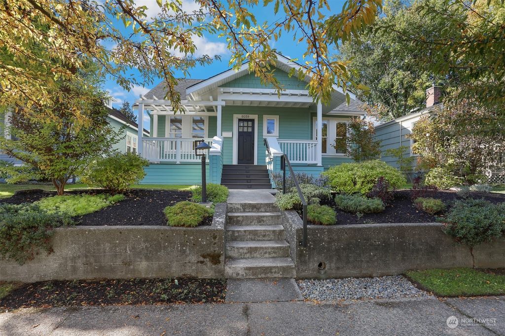 Photo of 8039 Earl Avenue NW, Seattle, WA 98117 (MLS # 2300485)