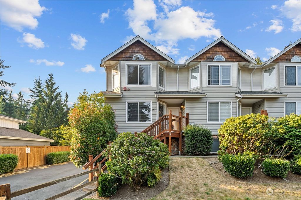 Photo of 5729 186th Place SW #A, Lynnwood, WA 98037 (MLS # 2138149)