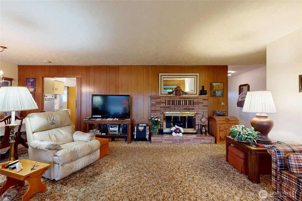 Photo of 1513 SE Central Avenue, College Place, WA 99324 (MLS # 2460542)