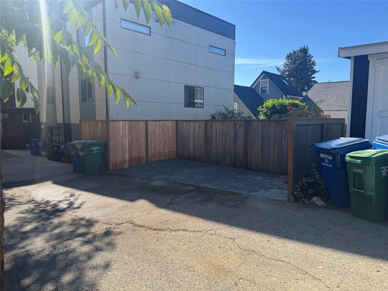 1928 9th Avenue W