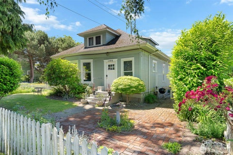 Photo of 1402 N Fife Street, Tacoma, WA 98406 (MLS # 2589671)
