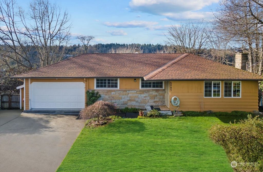 Photo of 5247 21st Avenue SW, Seattle, WA 98106 (MLS # 2198674)