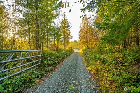 207 Meier Road Winlock WA 98596