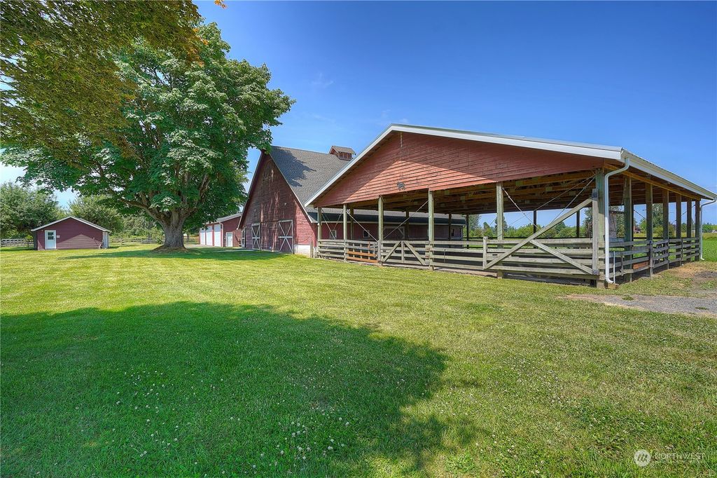 Photo of 39002 180th Avenue SE, Auburn, WA 98092 (MLS # 2128495)