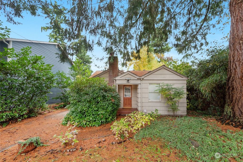 Photo of 14042 Wayne Place N, Seattle, WA 98133 (MLS # 2177995)