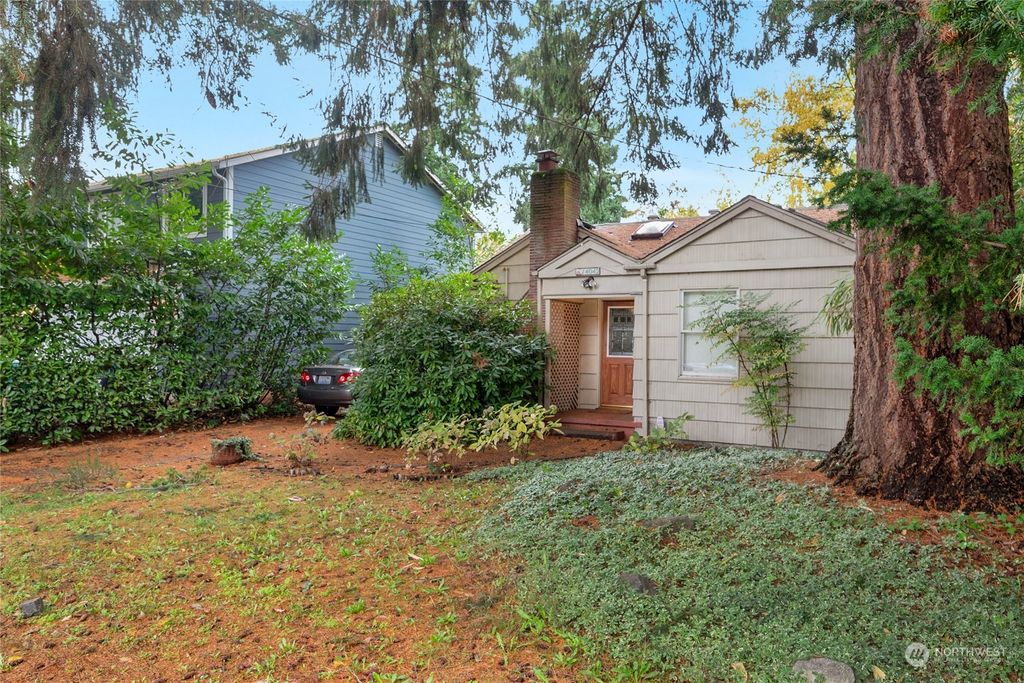 Photo of 14042 Wayne Place N, Seattle, WA 98133 (MLS # 2177995)