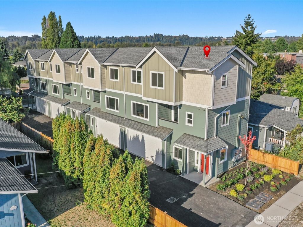 Photo of 215 Corrin Avenue NW #B, Orting, WA 98360 (MLS # 2446766)