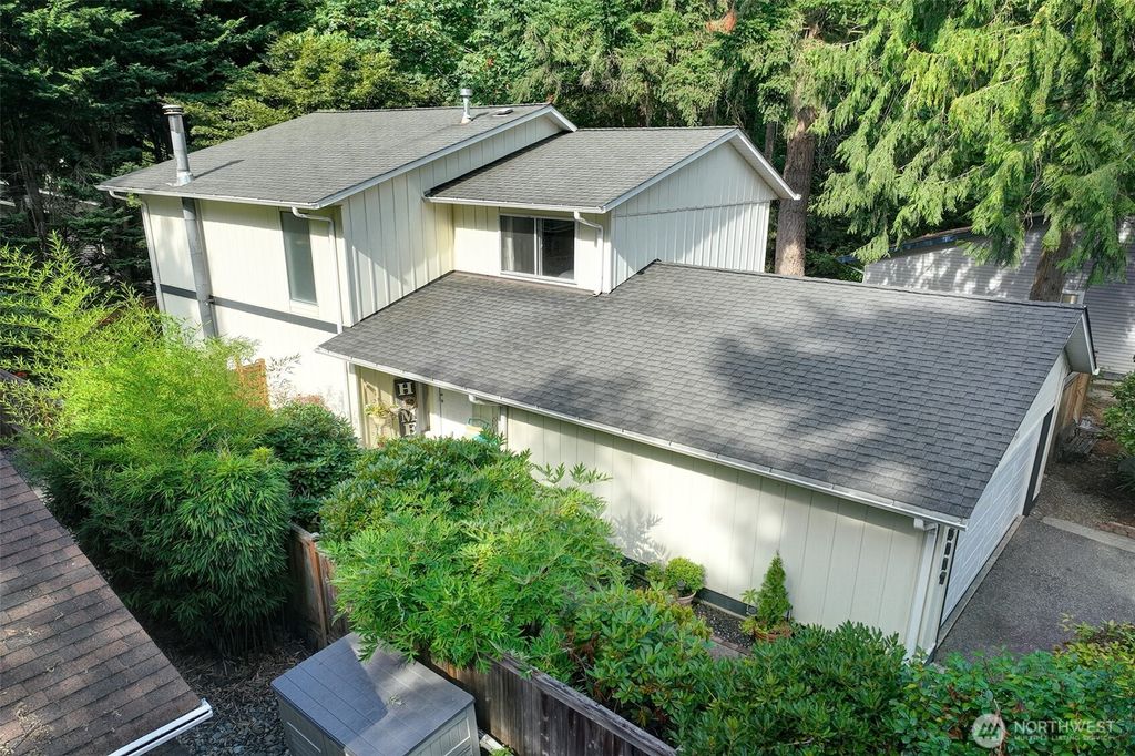 Photo of 15117 122nd Court NE, Kirkland, WA 98034 (MLS # 2476097)